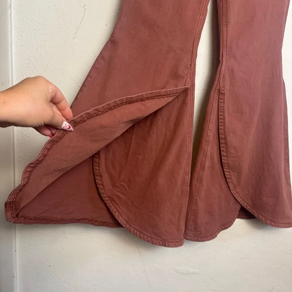 Shyanne Extreme Flare Tulip Western Bohemian High Rise Rust Denim - Picture 3 of 7